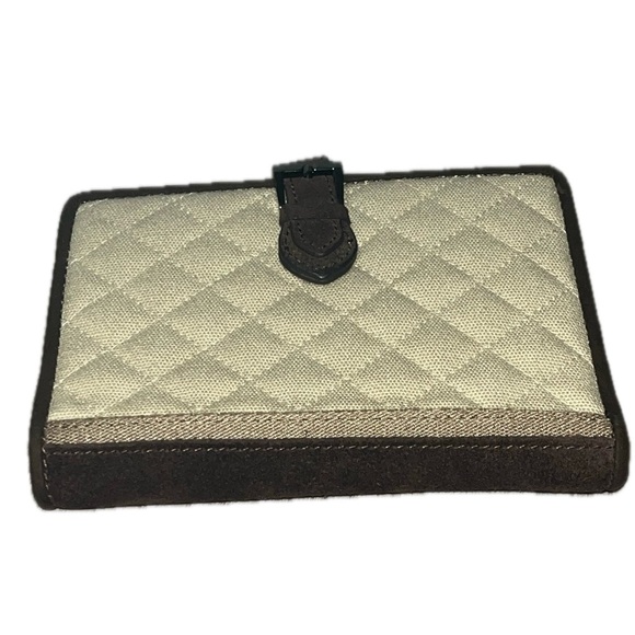 Vera Bradley Colorful Quilted Patterned Cream & Brown Wallet - Picture 6 of 11